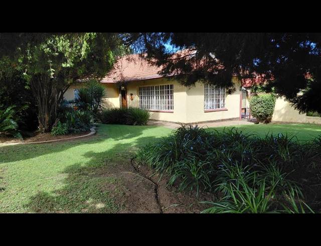 3 BEDROOM HOUSE FOR SALE IN BRACKENDOWNS
